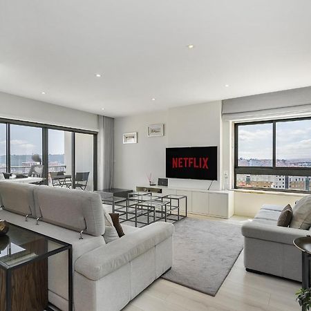 Whome Family Condo - Urban Retreat With Parking, Ac, Elevator In Great Location Lisboa Dış mekan fotoğraf